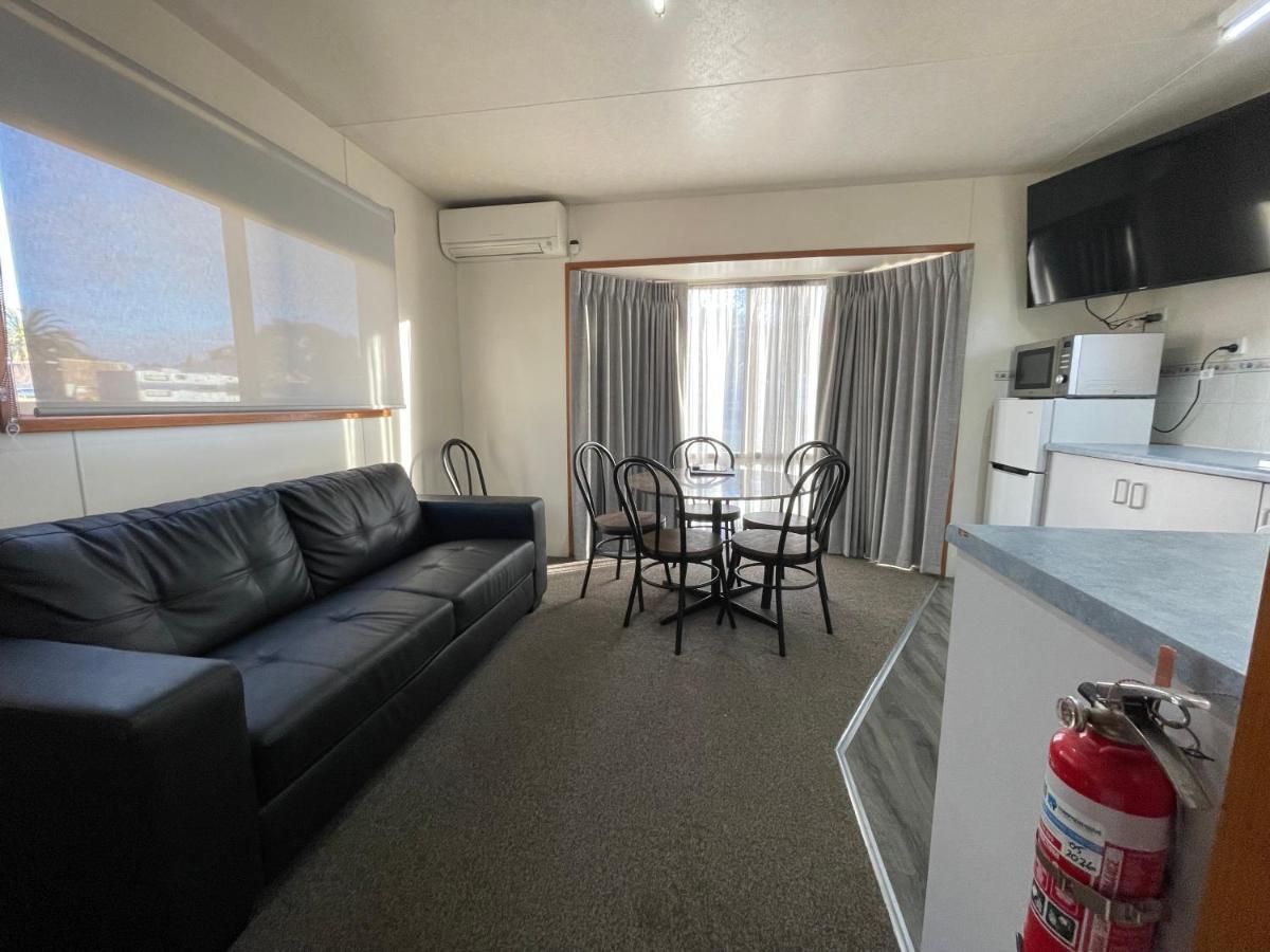 Acacia Caravan Park & Holiday Units Ararat Extérieur photo