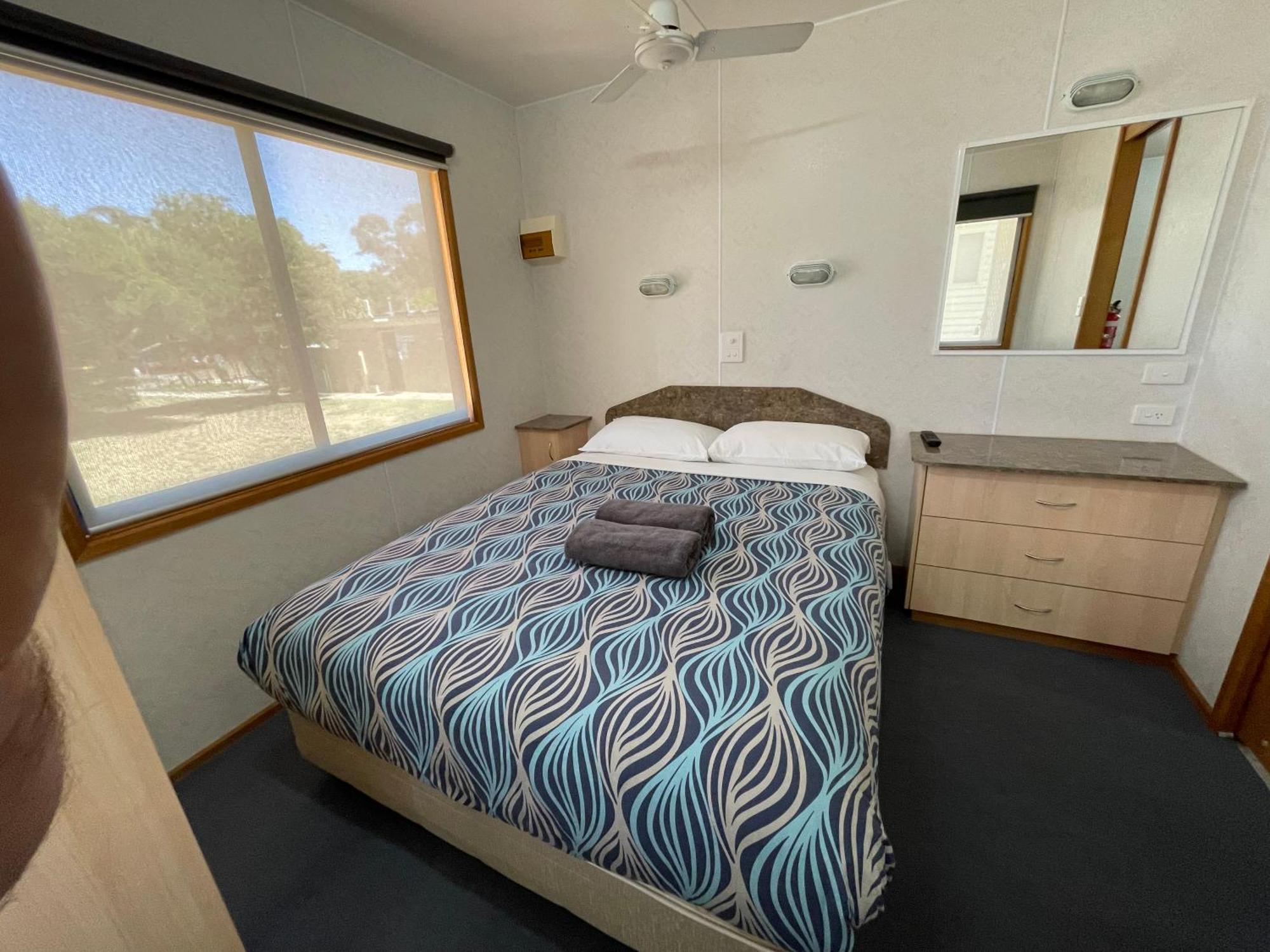 Acacia Caravan Park & Holiday Units Ararat Extérieur photo